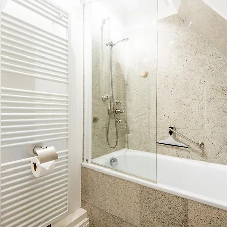 Juliane - Galeriesuite アパート